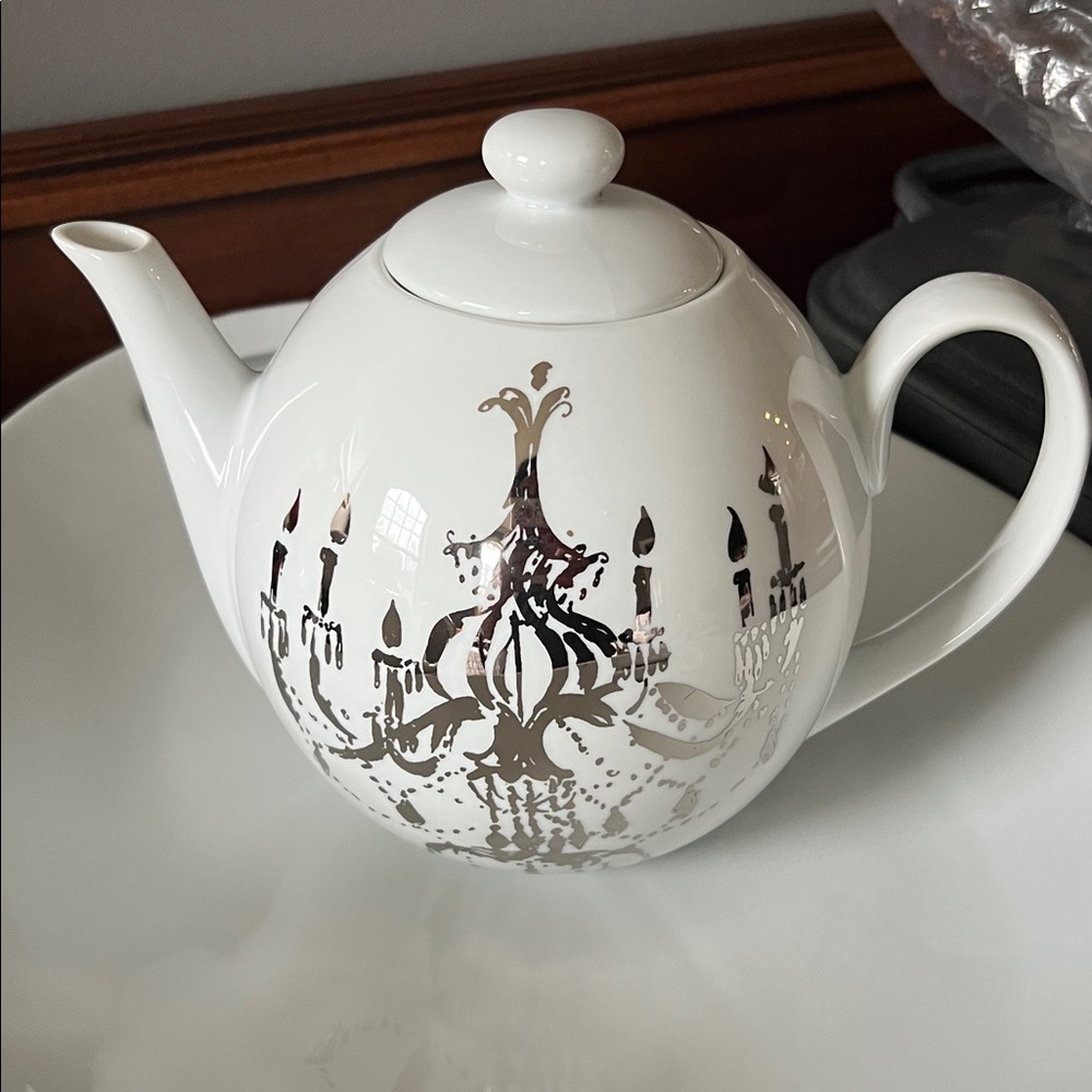 Rosanna Bowles White Chandelier Teapot